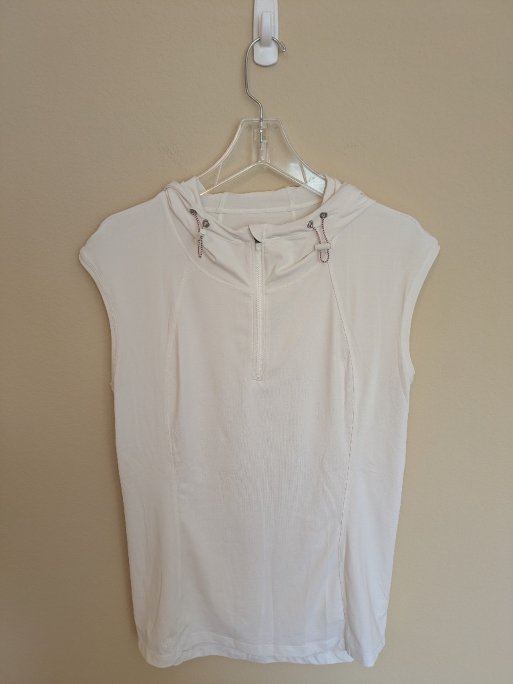 Athleta Hooded White Sleeveless Swim Shirt Rash Guard